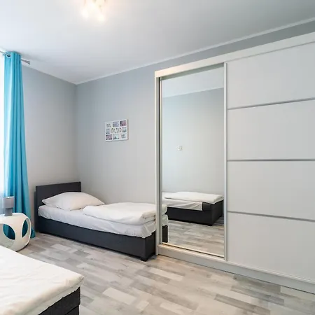 C18 شقة يلينيا غورا